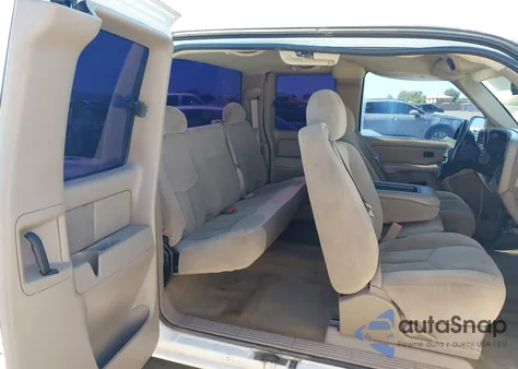 2006 Chevrolet Silverado 1500 Lt1 z USA, uszkodzony, nr VIN 1GCEC19Z26Z148000